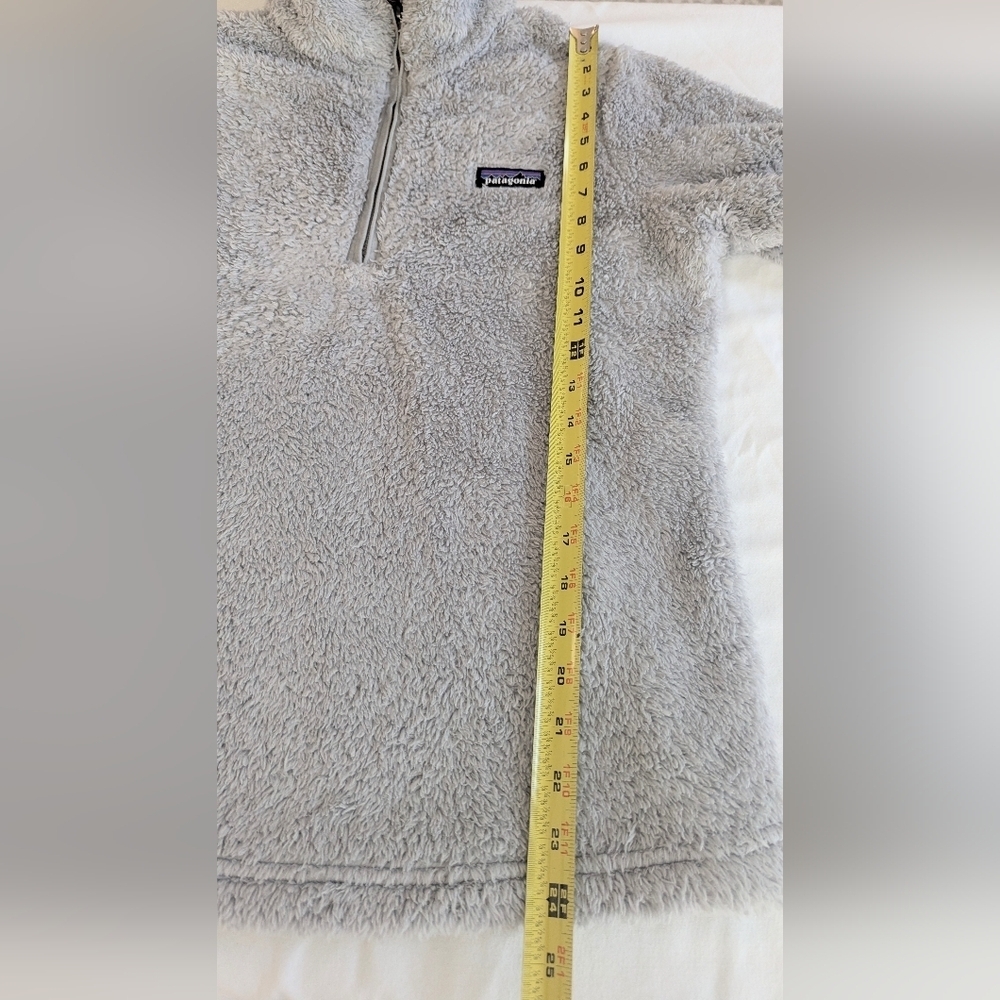Patagonia  1/4 Zip Fleece Pullover Woman's Size M - Picture 13 of 13